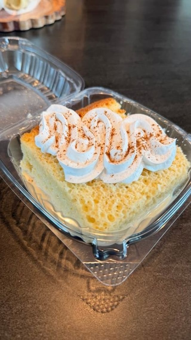 3 Leches Cake.